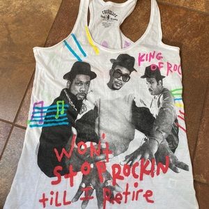 Run dmc muscle tee